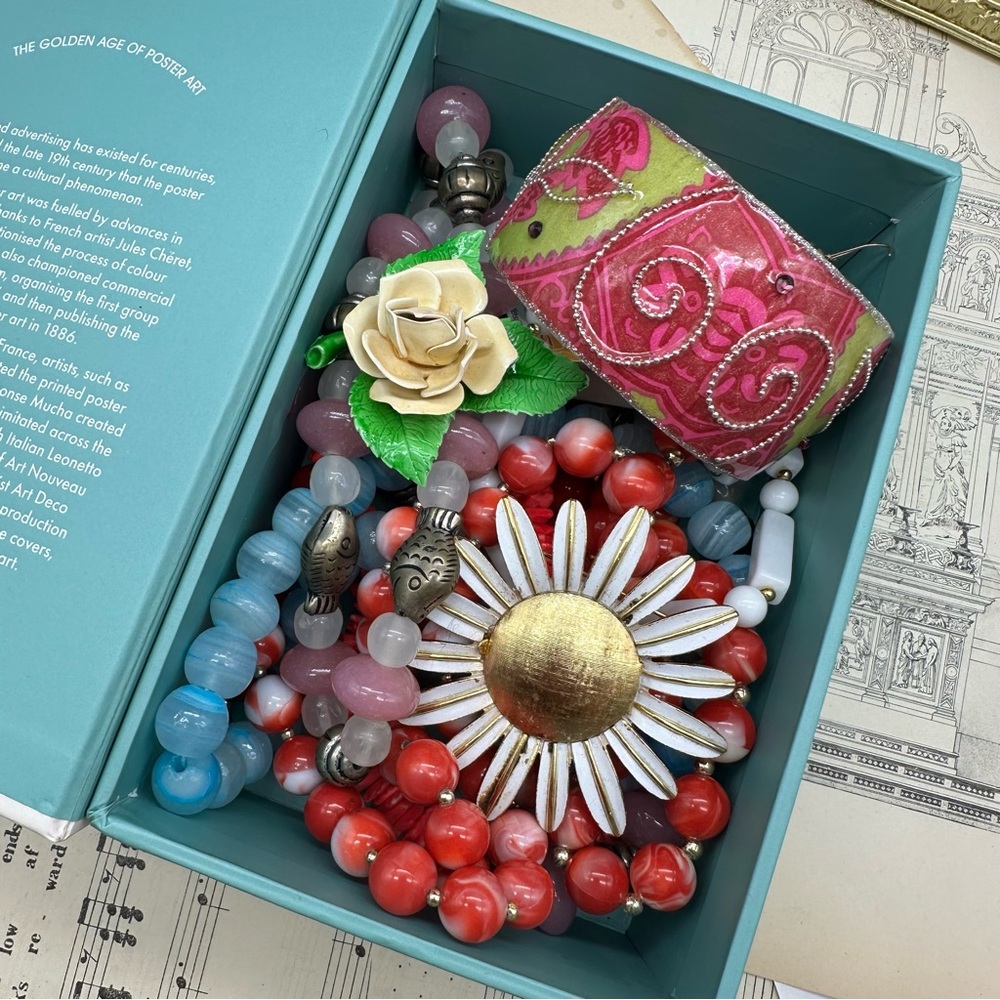 Colorful Beaded Jewelry Lot Bulk Broken Brooches Floral Flower DIY